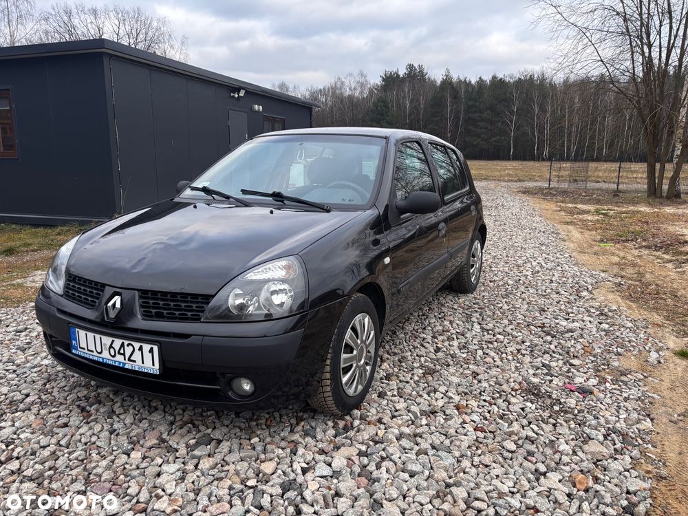 Renault Clio - 2