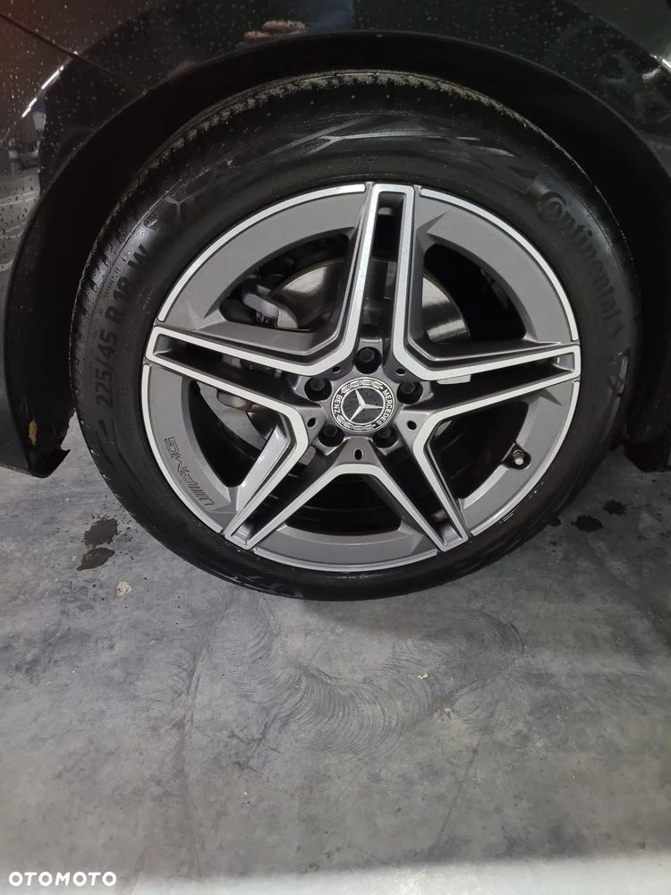 Mercedes-Benz Klasa A 200 Edycja specjalna 7G-DCT - 14