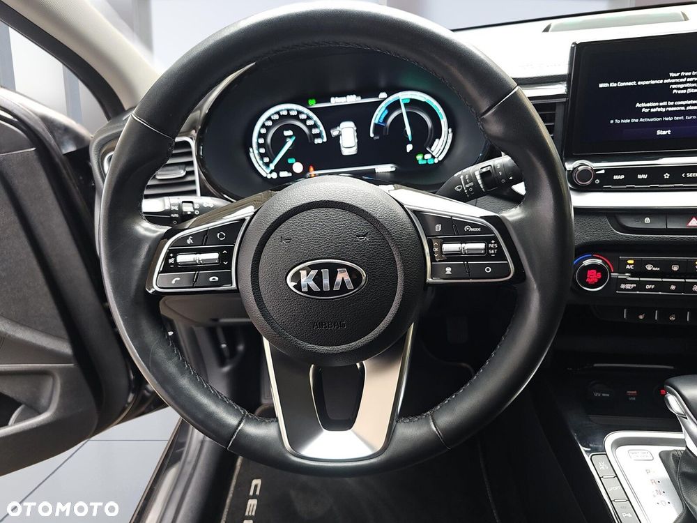 Kia Ceed 1.6 GDI PHEV L DCT - 13