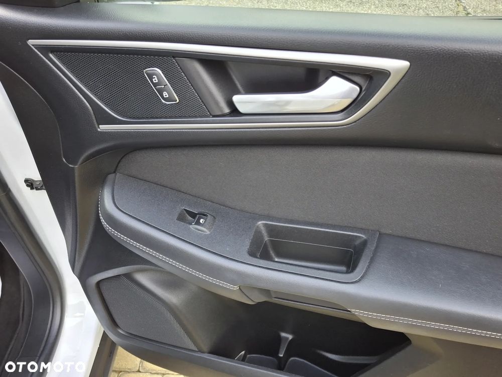 Ford Galaxy 2.0 TDCi 4WD Titanium - 17