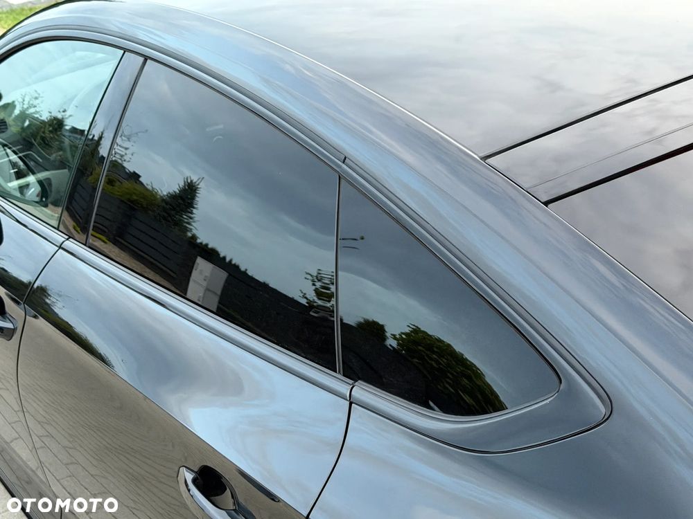Audi A5 Sportback 40 TFSI S tronic S line - 32