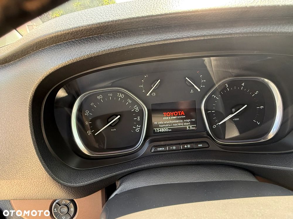 Toyota ProAce Kombi D-4D Long 2,8t - 22
