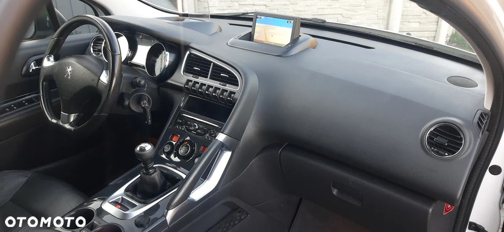 Peugeot 3008 HDi FAP 115 Allure - 16