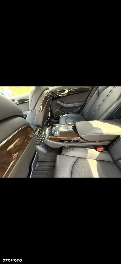 Audi A8 4.2 TDI L Quattro - 15