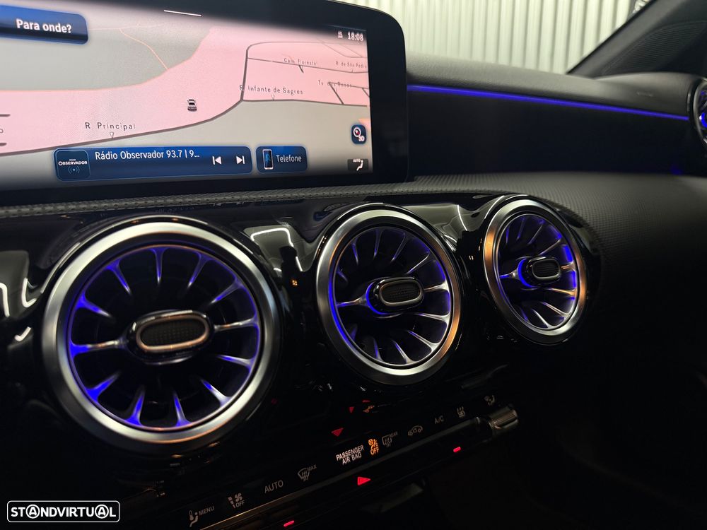 Mercedes-Benz A 250 Limousine e 8G-DCT AMG Line - 33