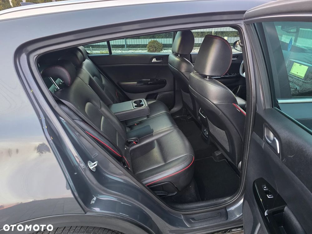 Kia Sportage 1.6 CRDI AWD Eco-Dynamics+ (48V M-H) DCT GT LINE - 8