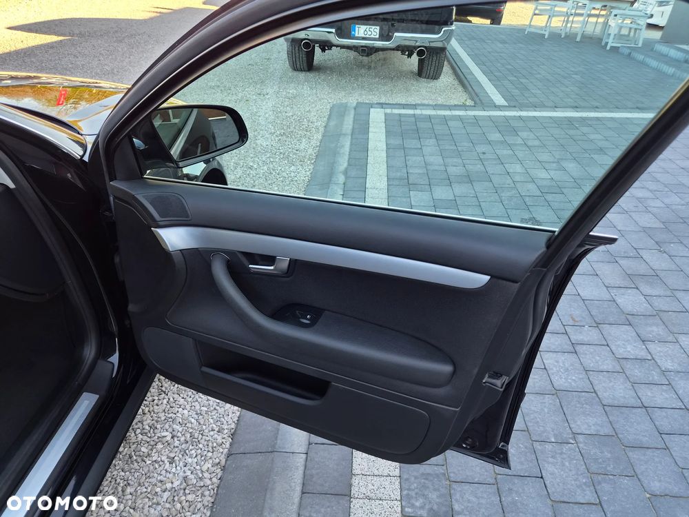 Audi A4 Avant - 23