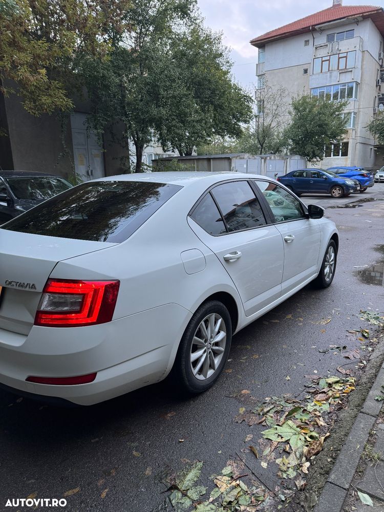 Skoda Octavia 1.6 TDI Active - 4