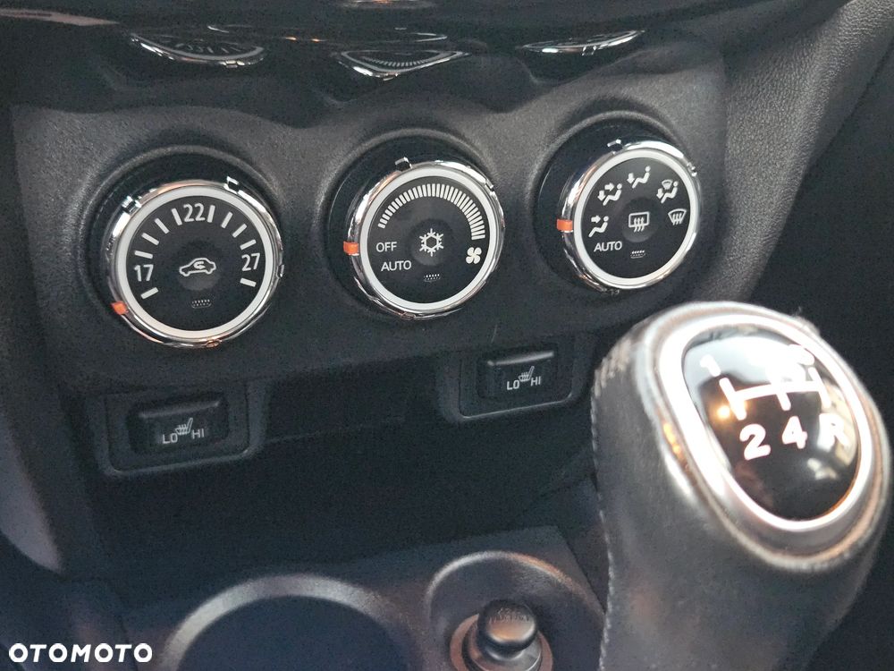 Mitsubishi ASX 1.6 Intense Plus Navi - 32