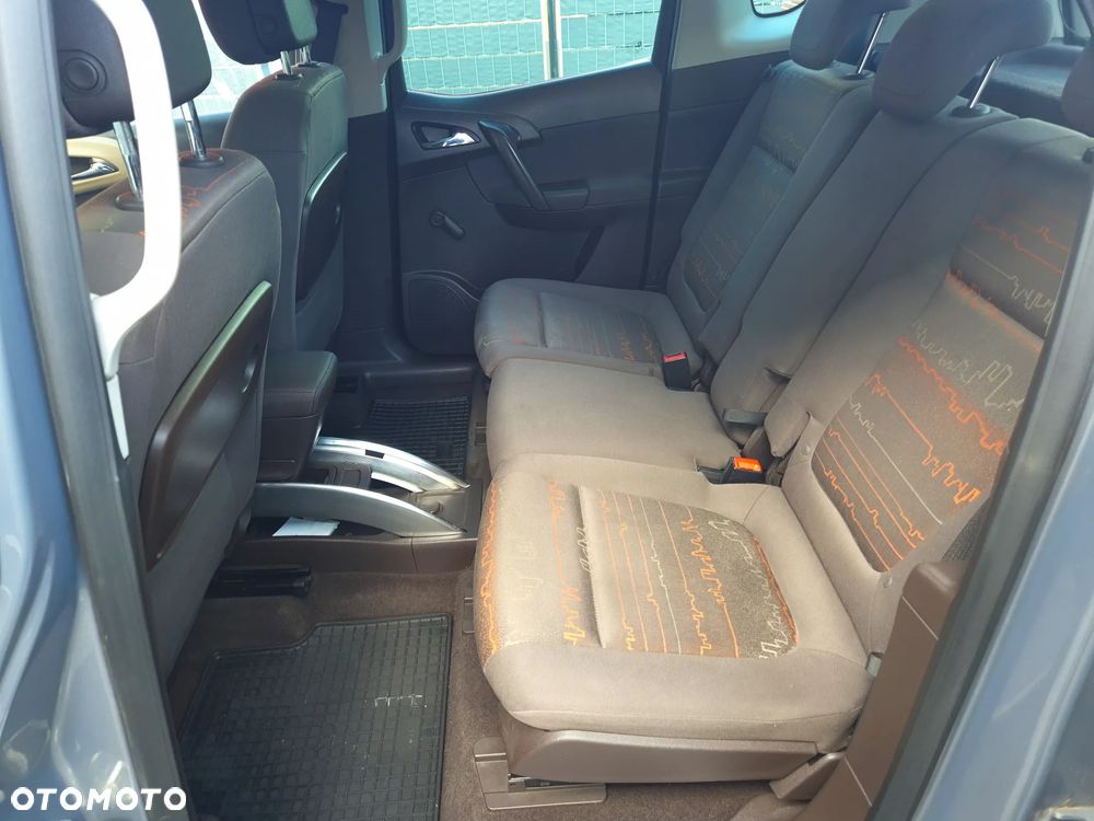 Opel Meriva - 26