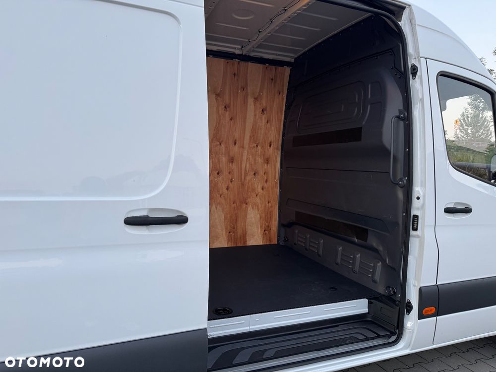 Mercedes-Benz Sprinter 317 CDI Euro 6 1950ccm - 170KM 3,5t 2023 Furgon Blaszak - 21