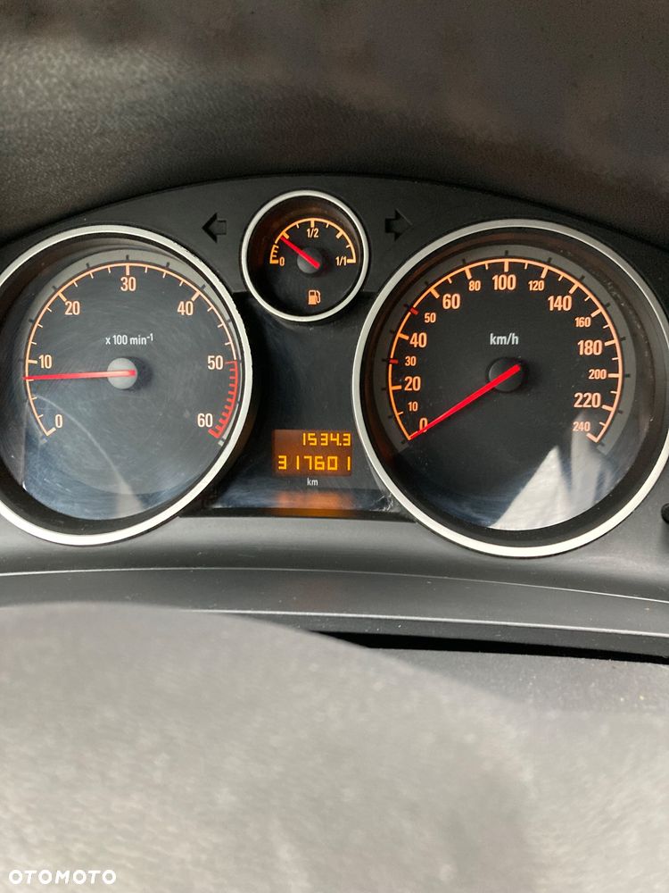 Opel Zafira 1.9 CDTI - 6