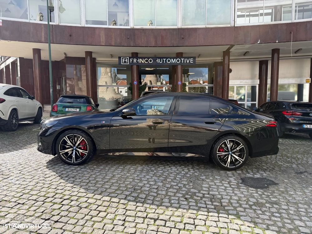 BMW 550 e xDrive Pack Desportivo M - 1