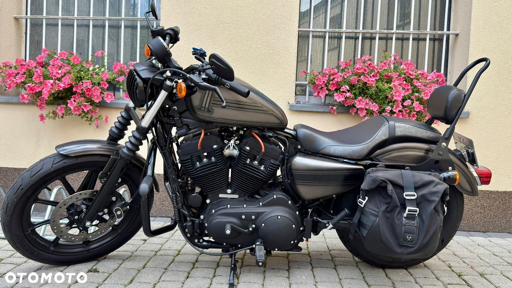 Harley-Davidson Sportster Iron 1200