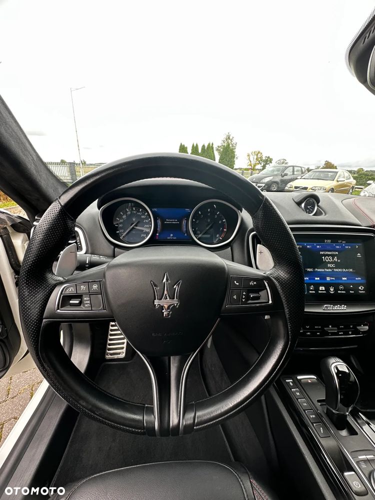 Maserati Ghibli - 13
