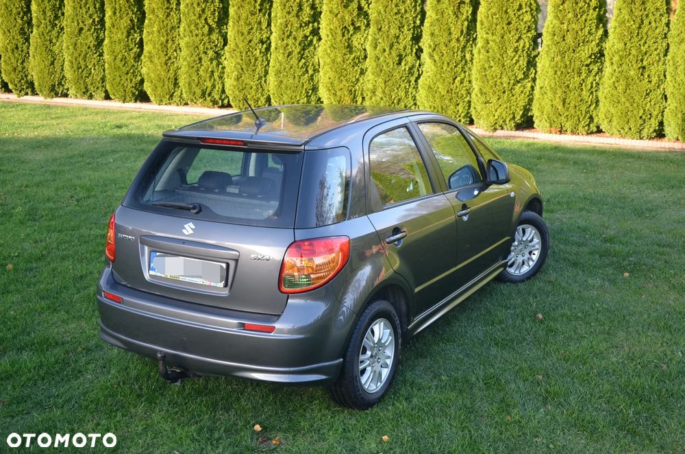 Suzuki SX4 1.6 Premium - 13