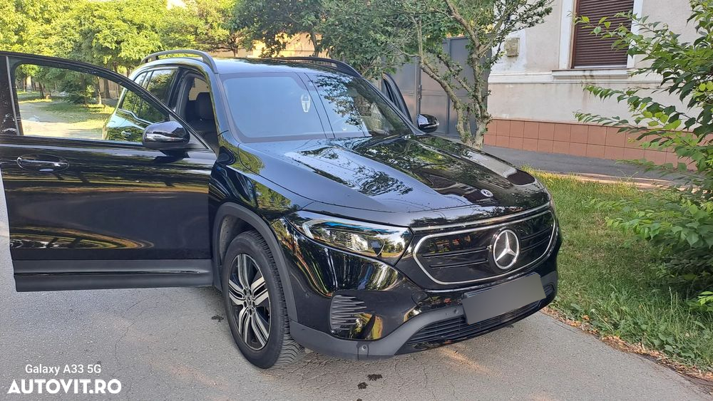 Mercedes-Benz EQB 300 4Matic Progressive - 3