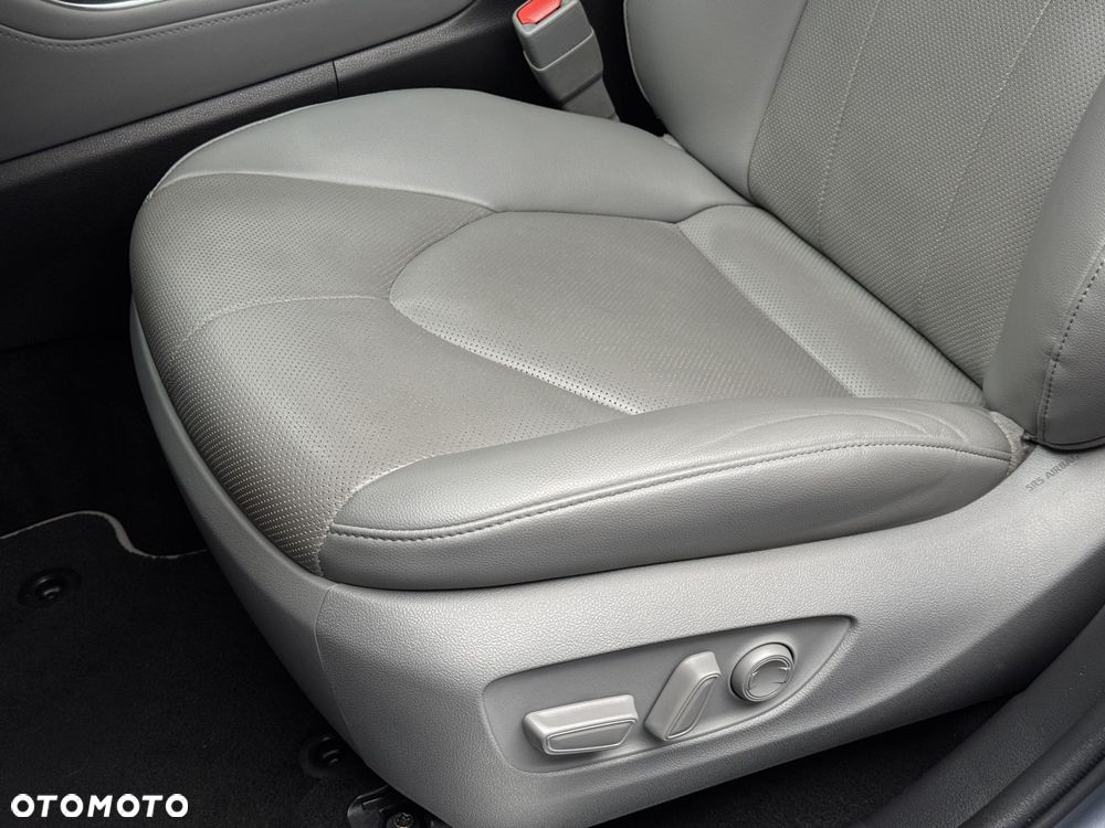 Toyota Highlander 2.5 Hybrid Prestige - 13