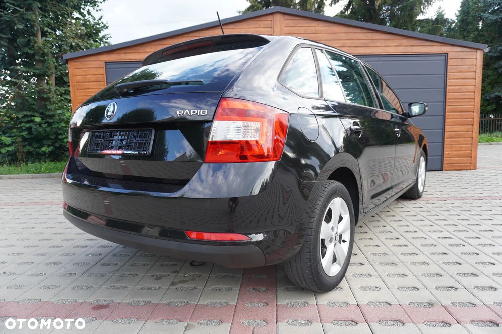 Skoda RAPID 1.2 TSI Green tec Edition - 15