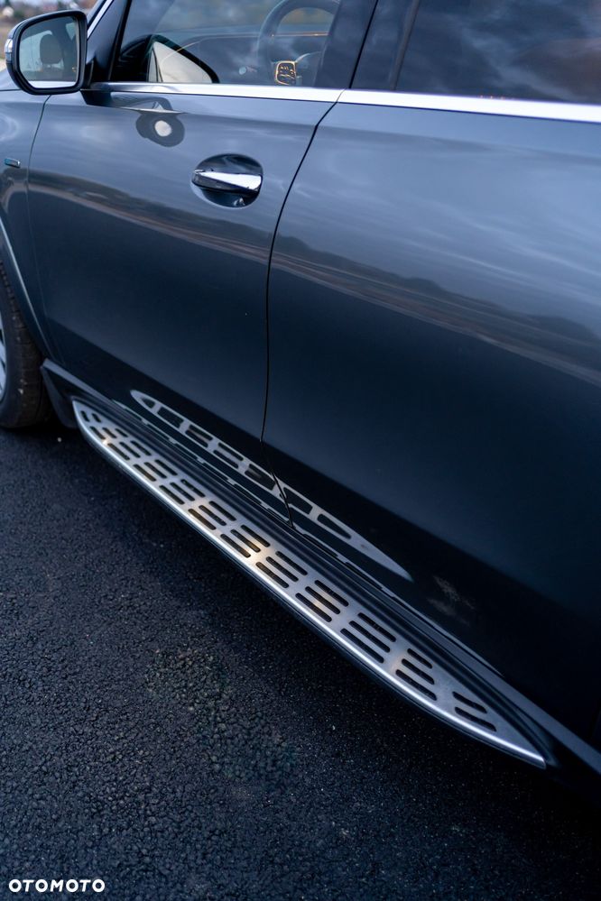 Mercedes-Benz GLE - 32