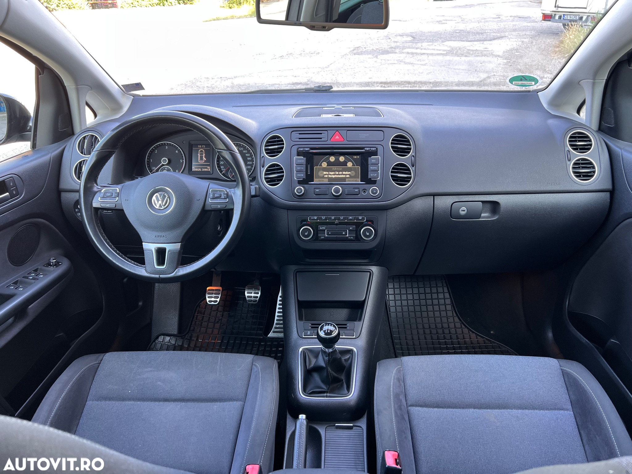 Volkswagen Golf Plus 1.6 TDI DPF Style - 5
