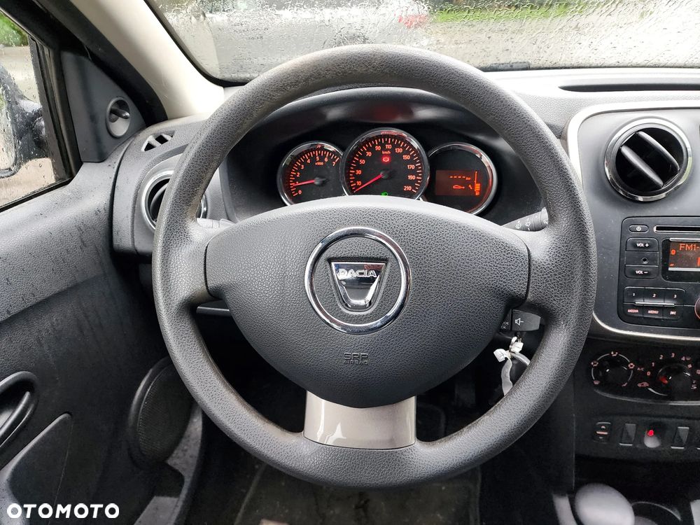 Dacia Sandero TCe 90 Celebration - 19