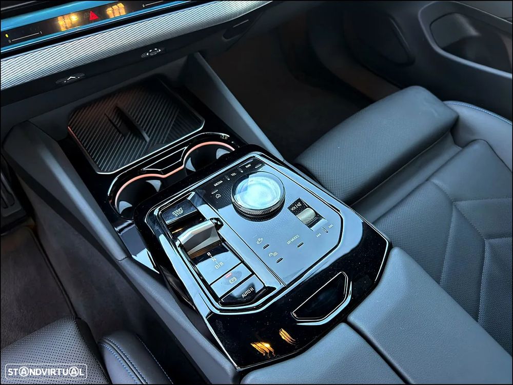 BMW i5 eDrive40 Pack Desportivo M Pro - 25
