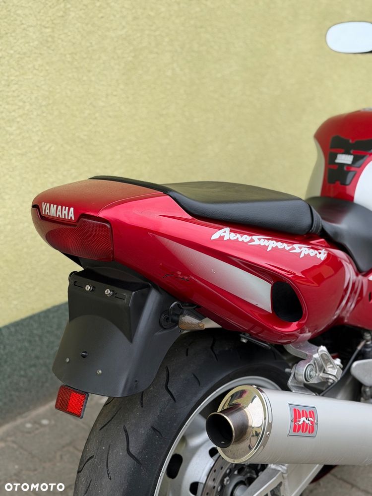 Yamaha Thunderace - 11