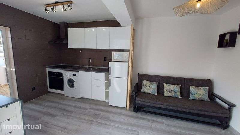 Apartamento T1 em Quarteira disponivel até ao final de Junho - Grande imagem: 4/10