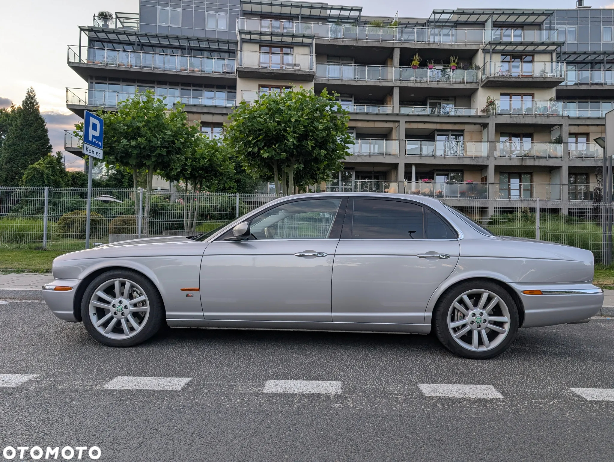 Jaguar XJR 4.2 - 23