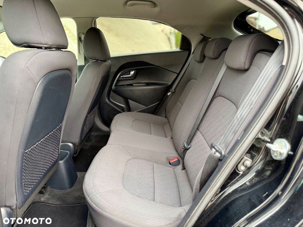 Kia Rio 1.4 XL Business Line - 28