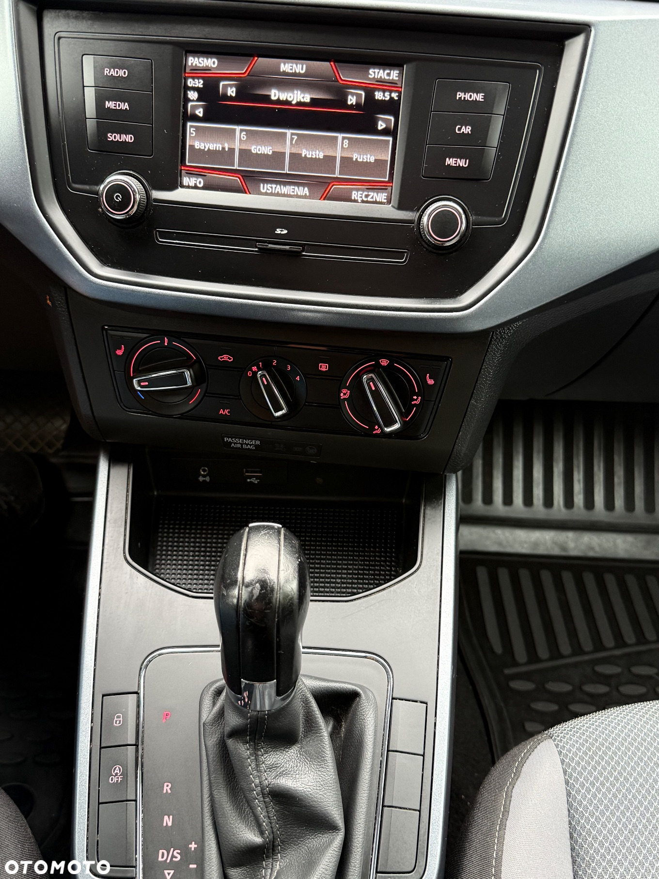 Seat Arona 1.0 TSI Full LED S&S DSG - 33