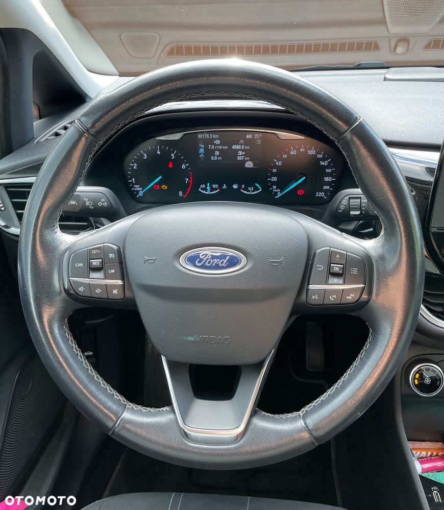 Ford Fiesta 1.1 SYNC Edition - 17
