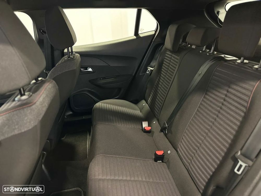 Peugeot 2008 1.2 PureTech Active Pack - 14