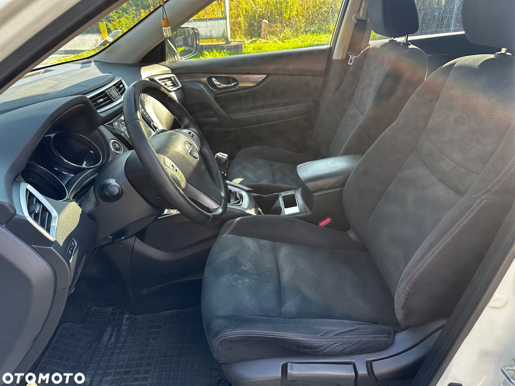 Nissan X-Trail - 10