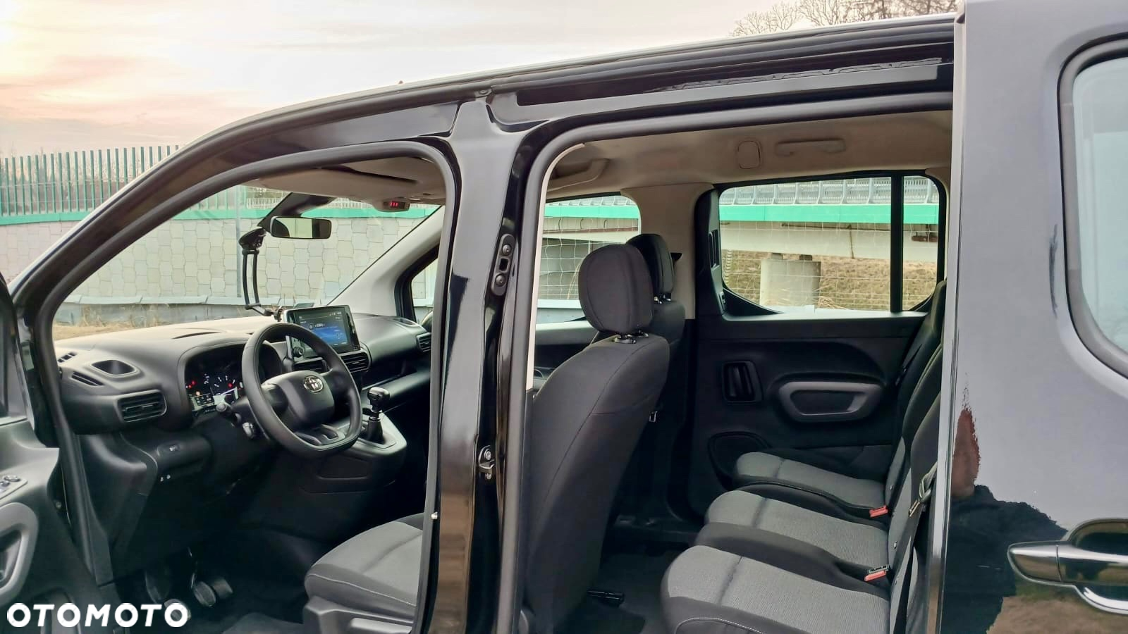 Toyota Proace City Verso Long 1.5 D-4D Business - 9