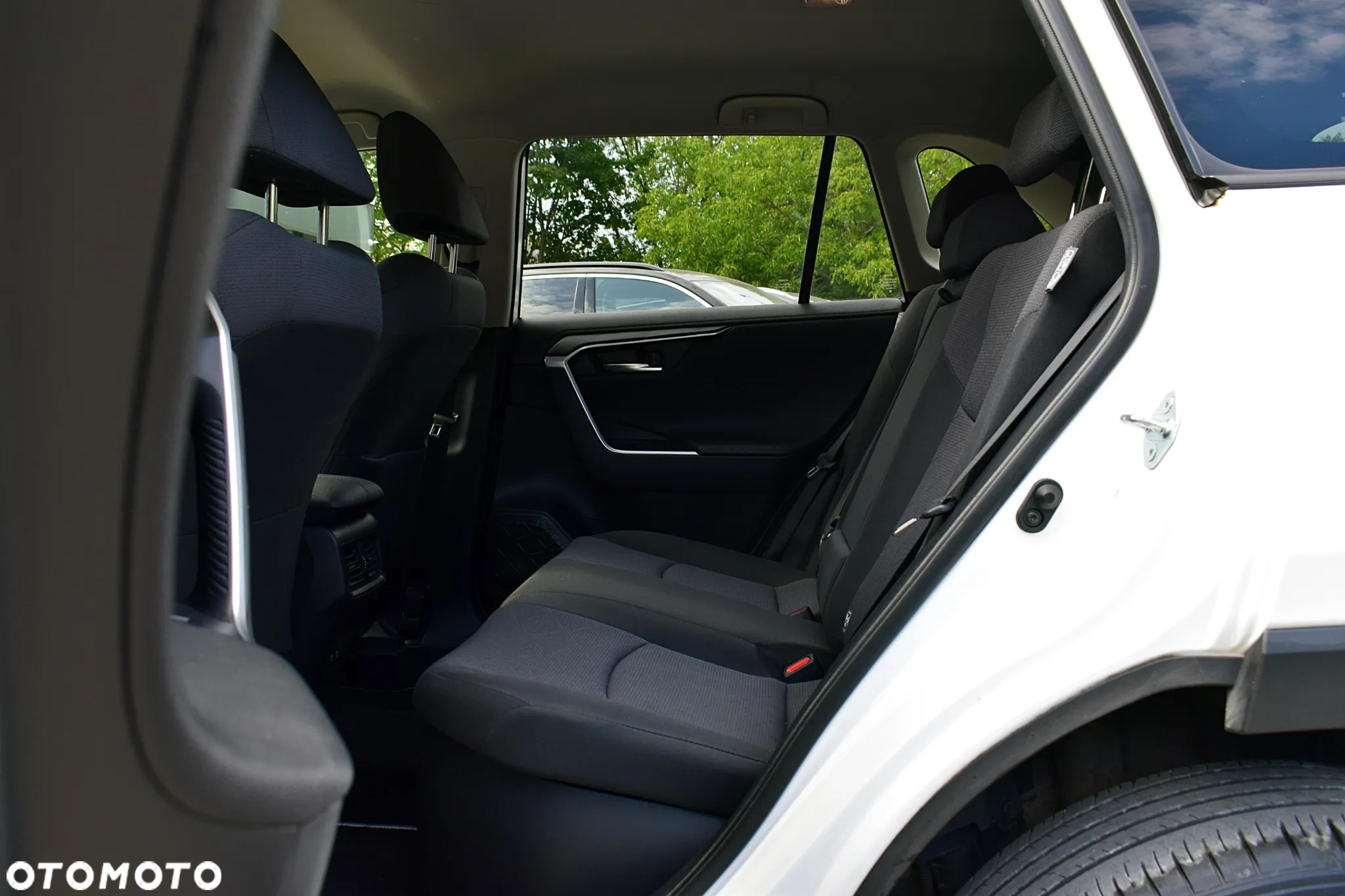 Toyota RAV4 2.5 Hybrid Comfort 4x4 - 6