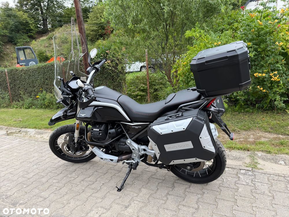 Moto Guzzi V85 - 4