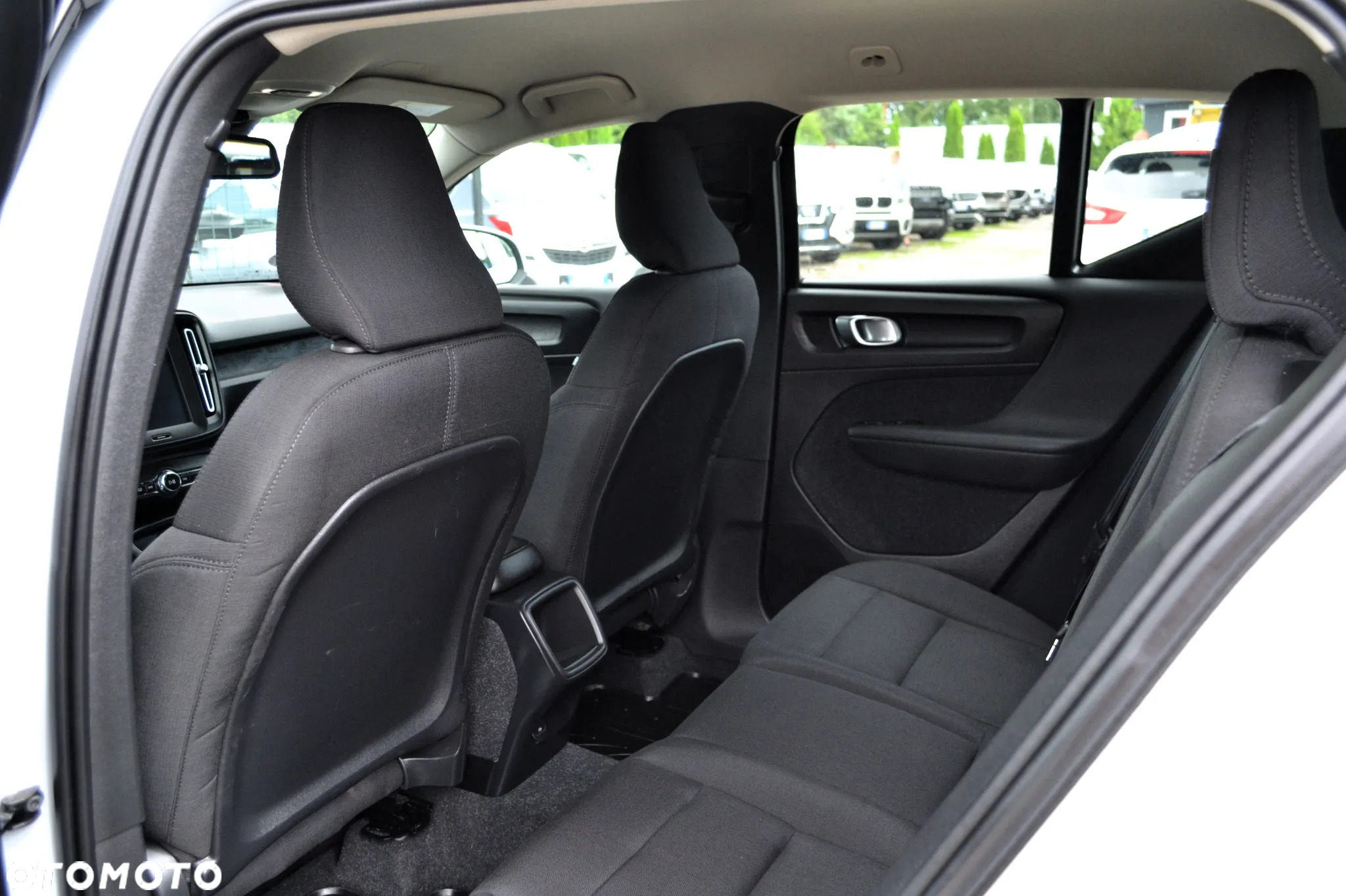 Volvo XC 40 D3 AWD Momentum - 11