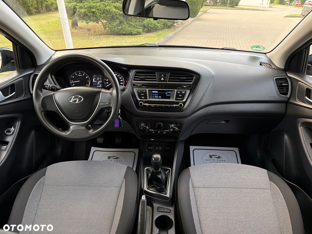 Hyundai i20 1.2 Pure - 6