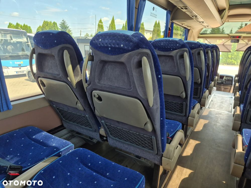 Iveco MAGELYS HD / SPROWADZONY/ MANUAL/ WC / EURO 6 - 36