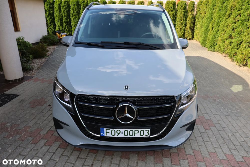 Mercedes-Benz Klasa V 250 d Avantgarde 9G-Tronic (d³ugi) - 3