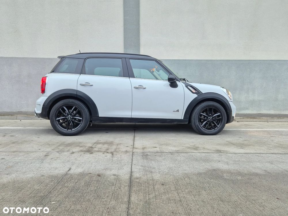MINI Countryman Cooper S All4 - 2
