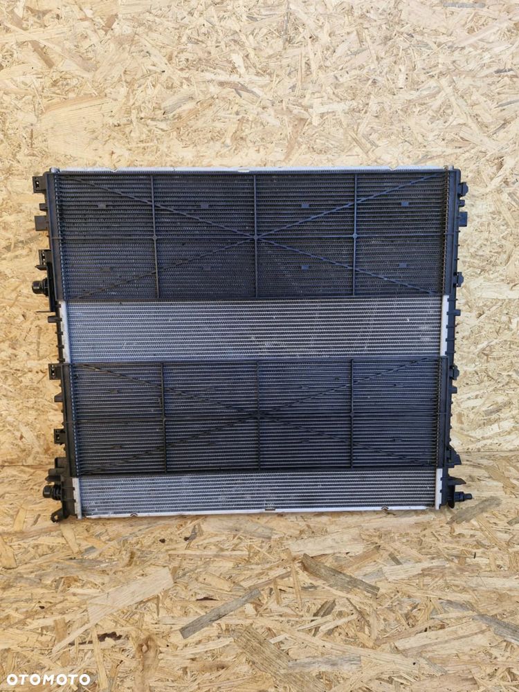 BMW 5 G60 2024 2,0 HYBRYDA PLUG-IN 140KW AUTOMAT CHŁODNICE WODY  5A187E7/5A187E9 - 7