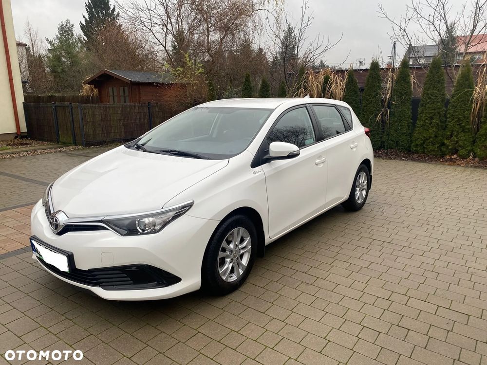 Toyota Auris 1.33 VVT-i Active - 4