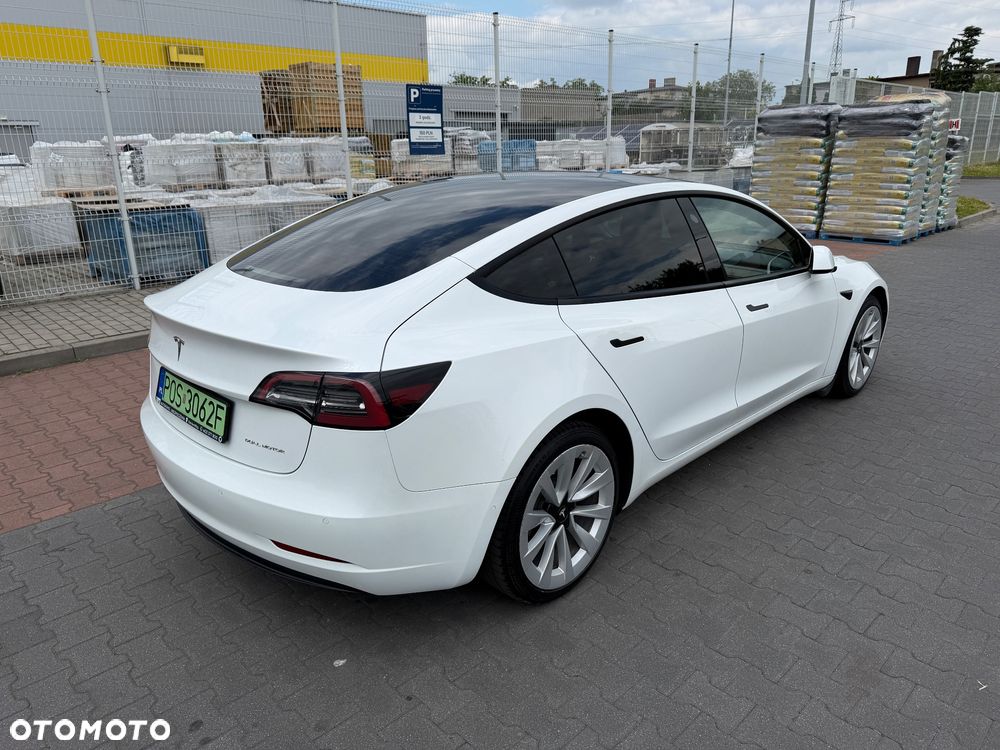 Tesla Model 3 Langstreckenbatterie Allradantrieb Dual Motor - 8