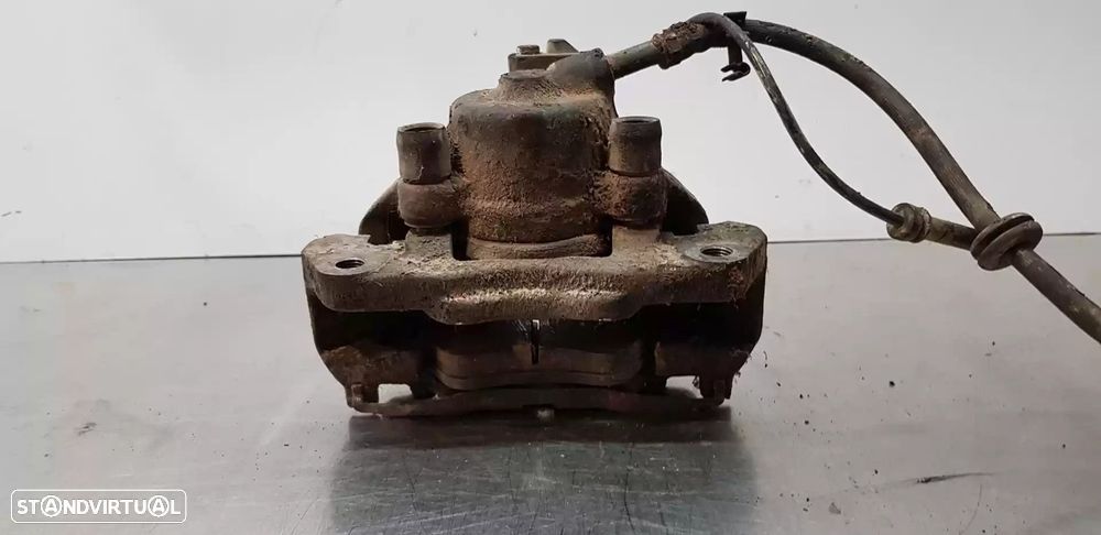 PINÇA TRAVÃO FRONTAL DIREITA MERCEDES-BENZ VITO FURGÃO 1996 -A9014204101 - 1