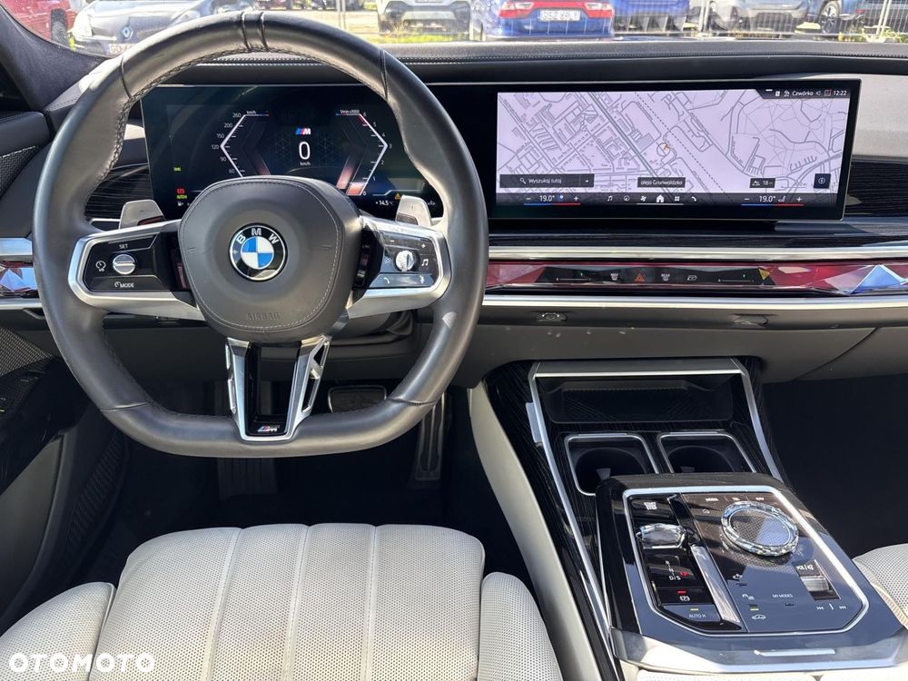 BMW Seria 7 - 10