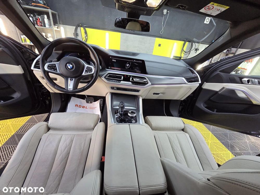BMW X6 xDrive40d mHEV - 26