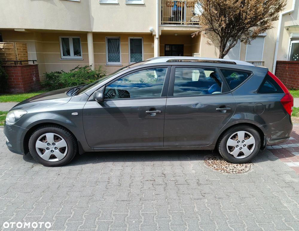 Kia Ceed 1.6 Crdi M - 5